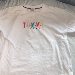 Embroidered vintage Tommy Hilfiger T